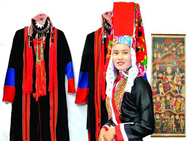 Bảo tồn trang phục truyền thống người Dao Quần chẹt